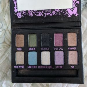 Urban decay eyeshadow palette